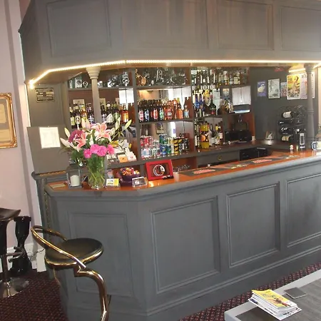 The Hillcroft - Boutique, Unique-3